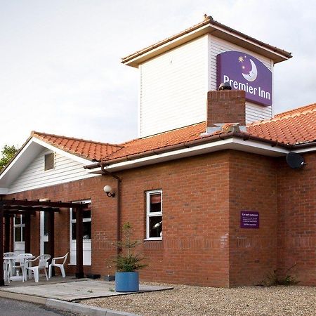 Premier Inn チェルムスフォード エクステリア 写真