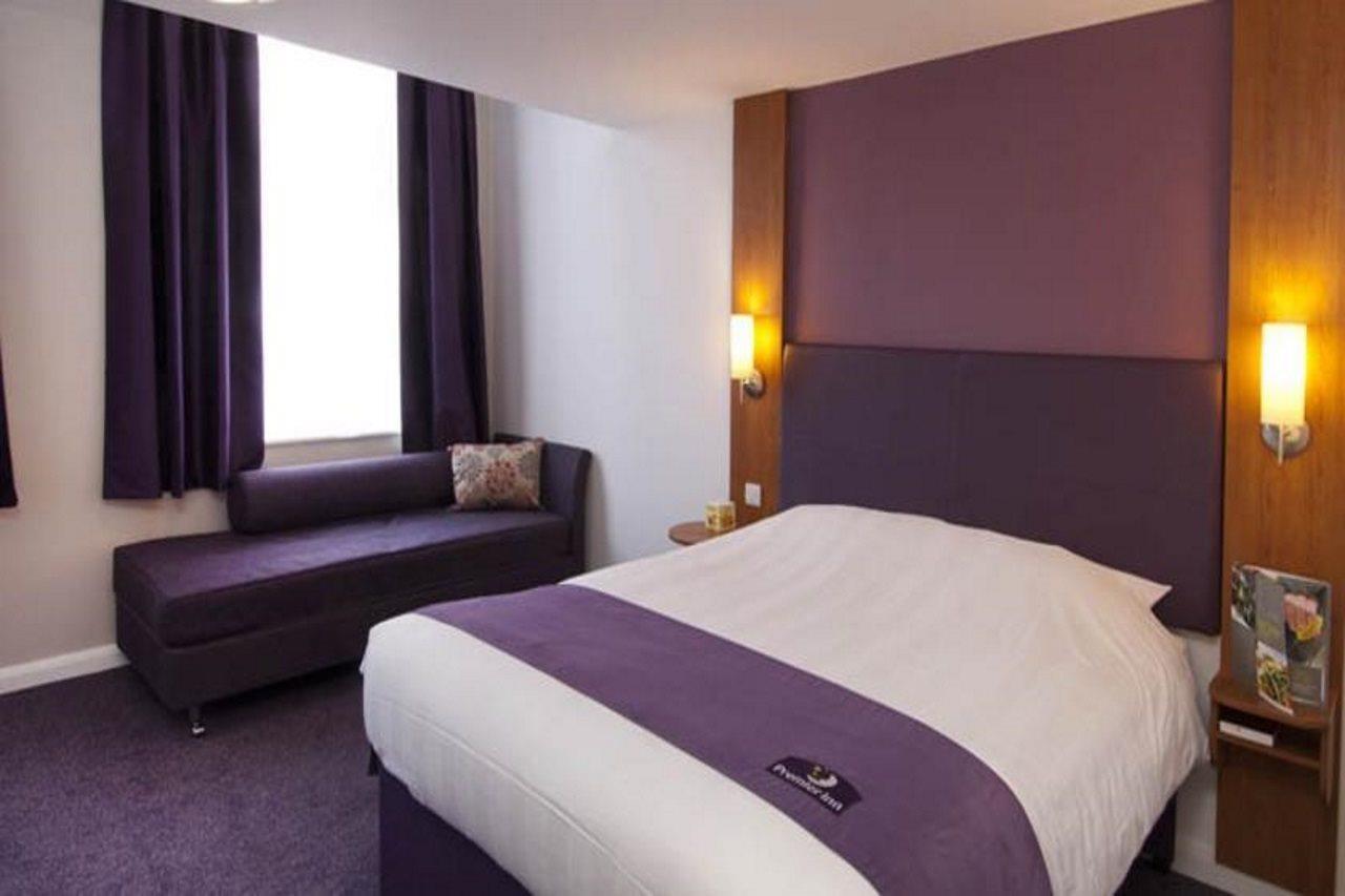 Premier Inn チェルムスフォード エクステリア 写真