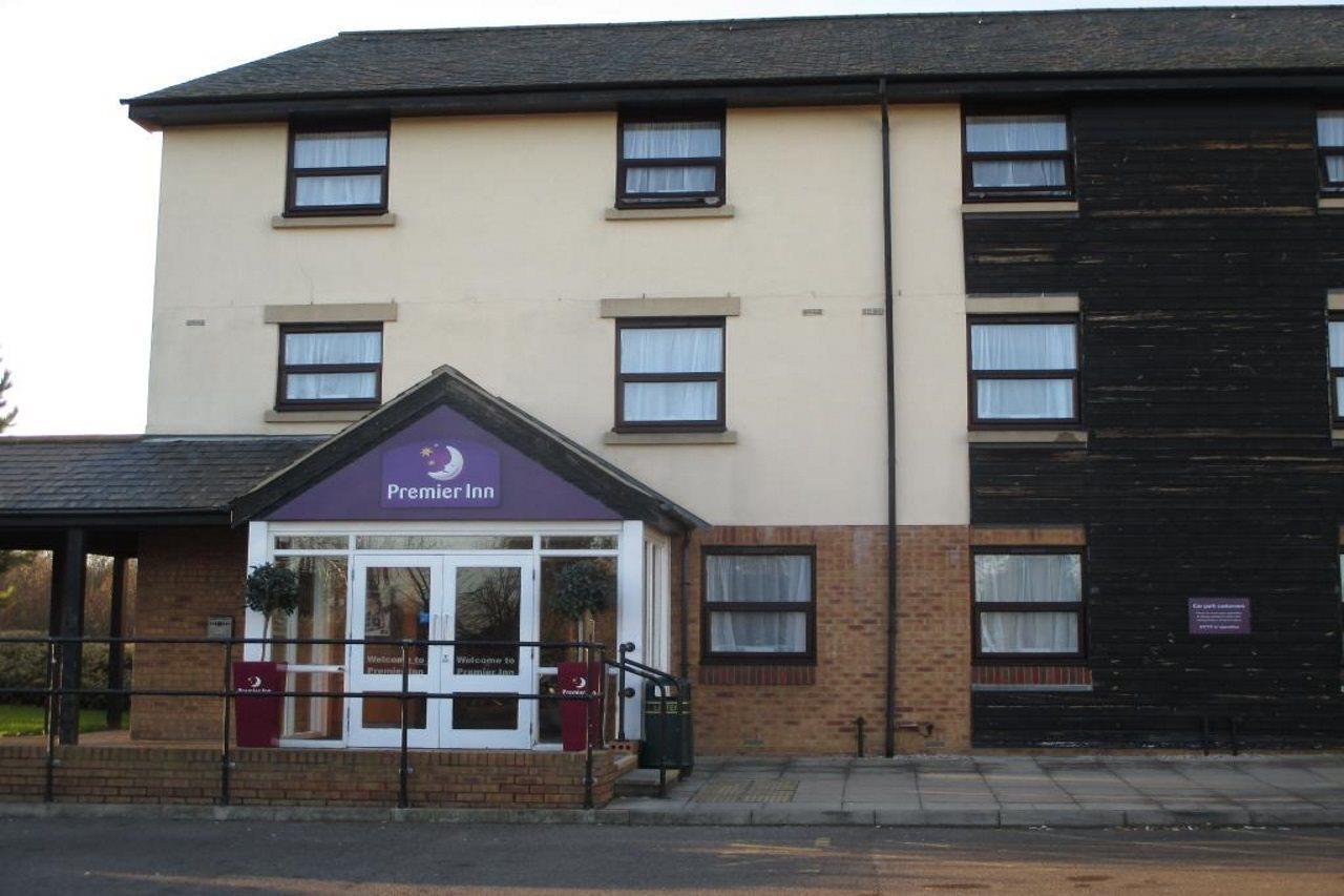 Premier Inn チェルムスフォード エクステリア 写真
