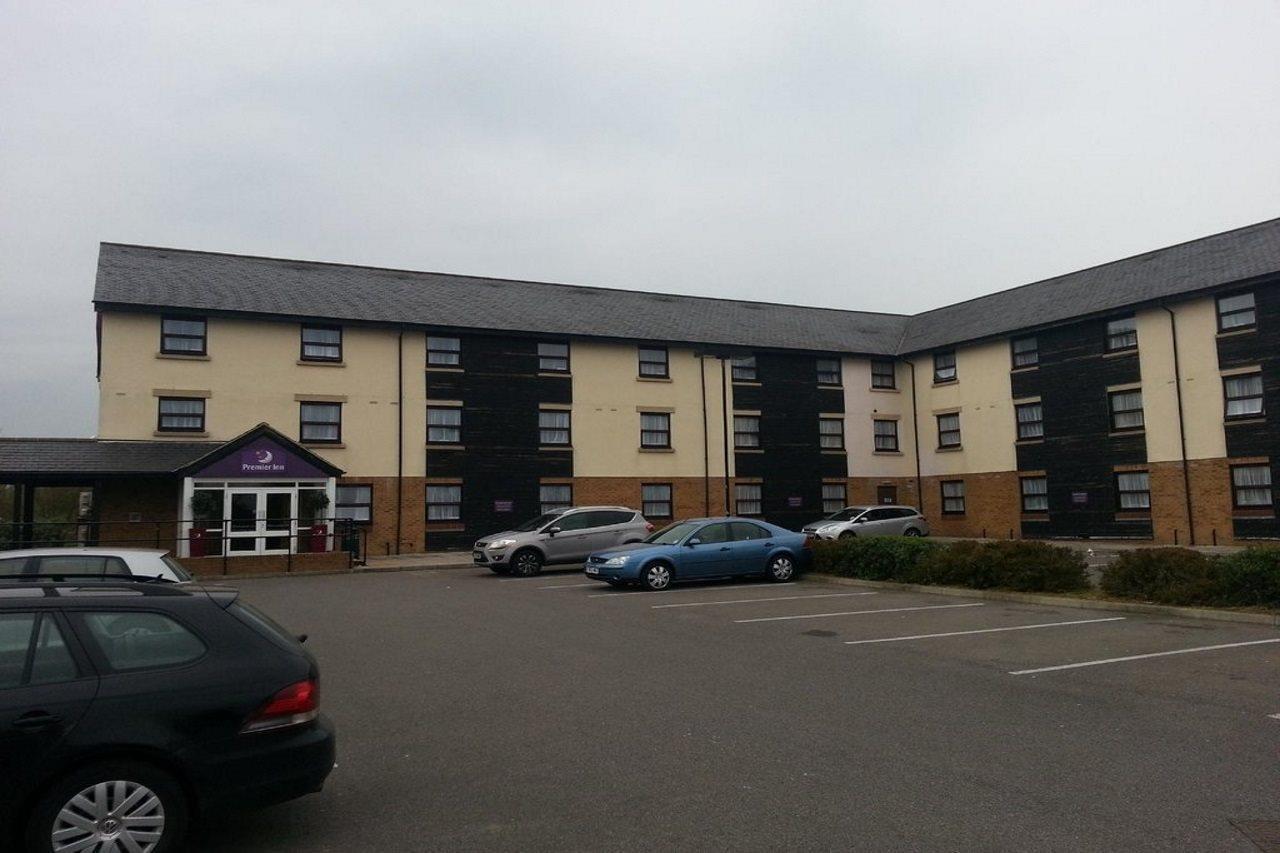 Premier Inn チェルムスフォード エクステリア 写真